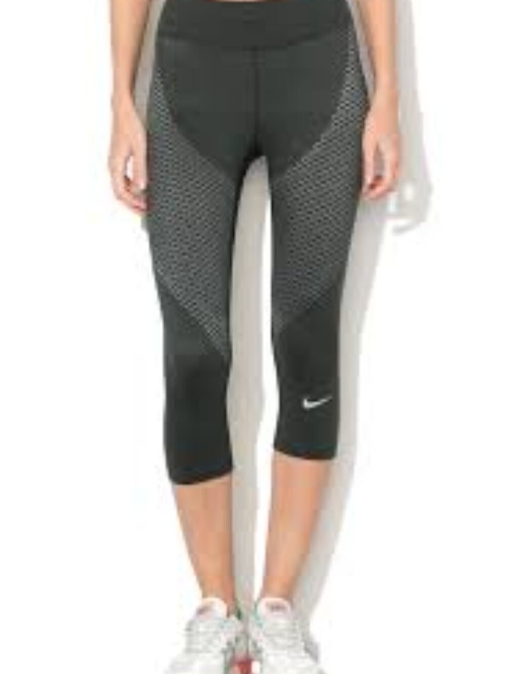 Nike Zonal Strength Green Capri Leggings Size M